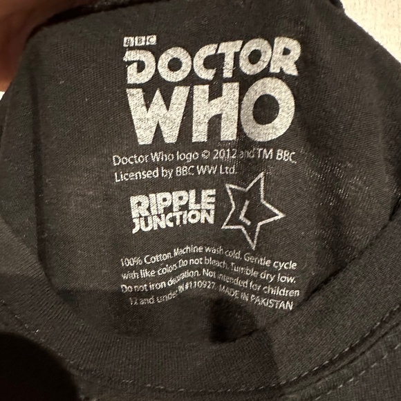 Doctor Who Allons-y tee - Picture 4 of 6